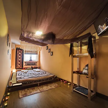 Opera Bed & Breakfast