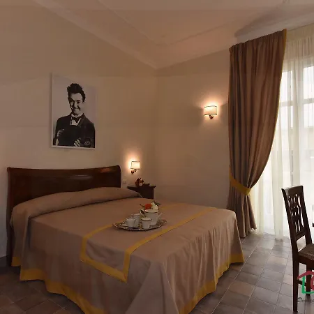 Dimora Conte Di Ruvo Nápoles