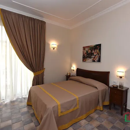Bed and breakfast Dimora Conte Di Ruvo Nápoles