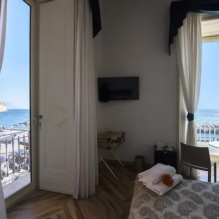 Mareluna De Charme Bed & Breakfast *