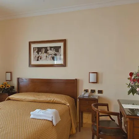 Buono 3* Naples