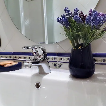 La Canzanella Bed & Breakfast 3*