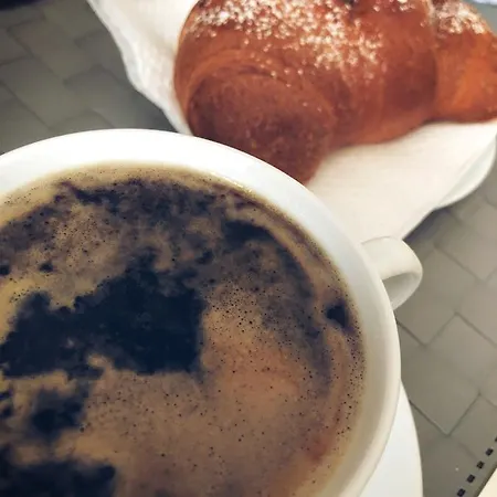 Alojamento de Acomodação e Pequeno-almoço La Stella Di Nápoles