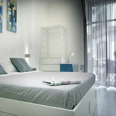 President 3* Naples