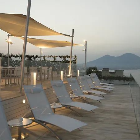 Hotel Grand Vesuvio 5*