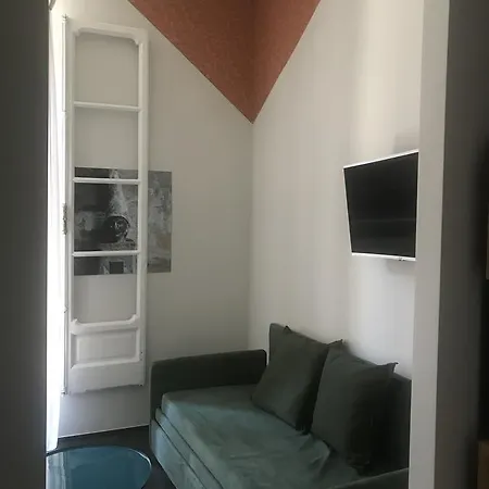 Svelata Hotel Neapol