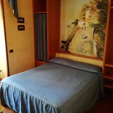Hotel Ares Napoli