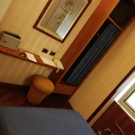 Ares Hotel 4*