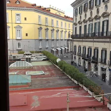 Palazzo Satriano Panzió Nápoly