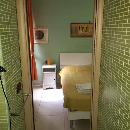Quattro Palazzi Centro 3* ナポリ