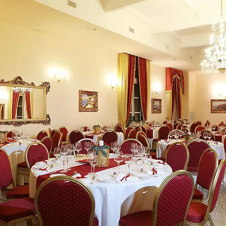 Отель Grand Capodimonte