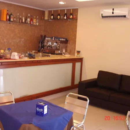 La Corte فندق نابولي
