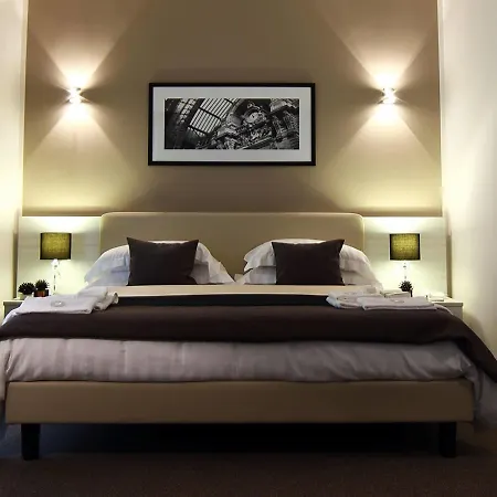 Stelle The Businest 4* Neapol