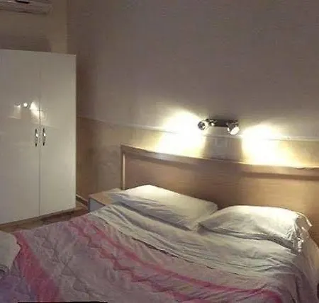 Viola Hotel 3*