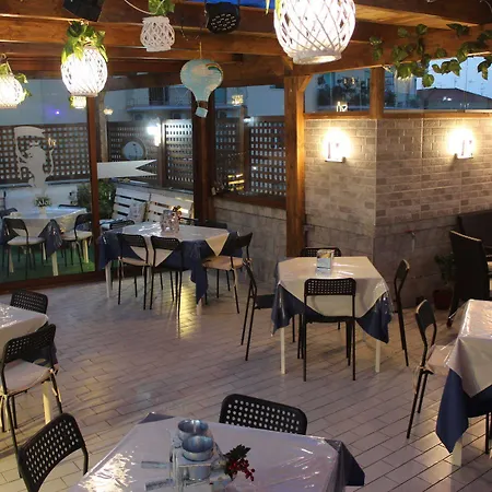 Confalone Lejlighedshotel 2*