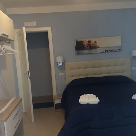 Oda ve Kahvaltı Base Mergellina