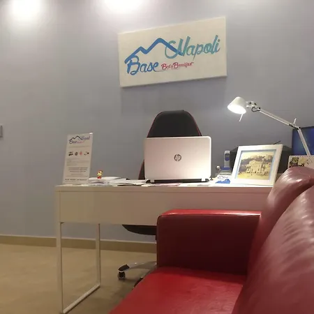 Oda ve Kahvaltı Base Mergellina Napoli