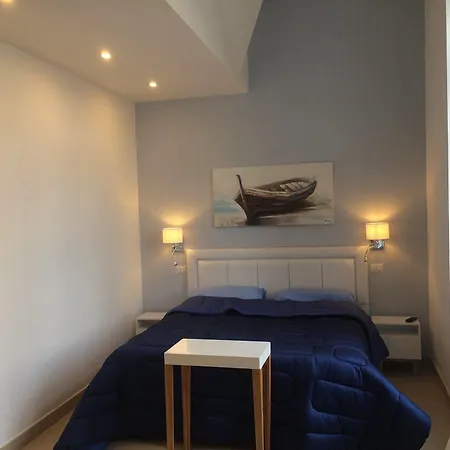 Oda ve Kahvaltı Base Mergellina Napoli