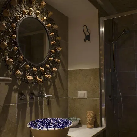 Casa Latina Bed and breakfast 3*
