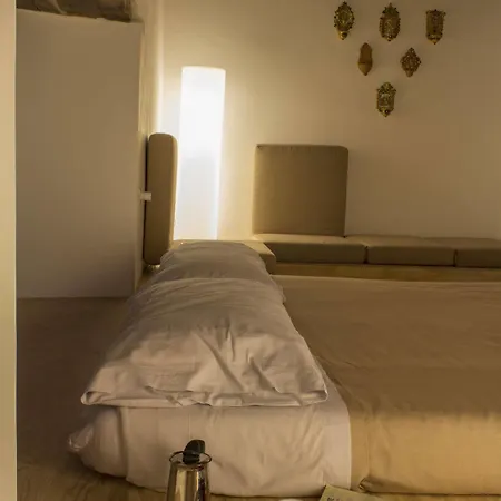 Casa Latina 3* Nápoles