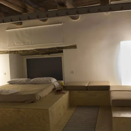 Bed and breakfast Casa Latina 3*