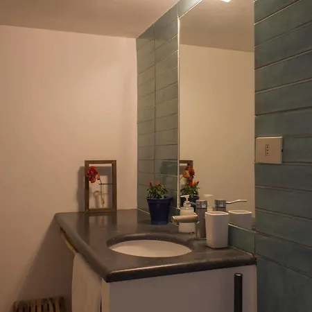 Dimora Dei Giganti Oda ve Kahvaltı 3*