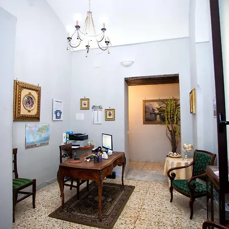Rochel Naples
