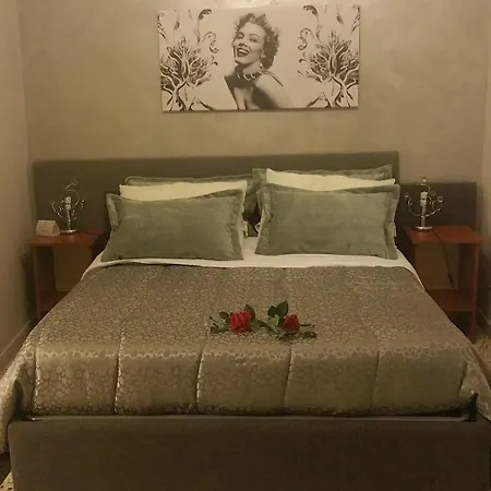 Rochel Bed & Breakfast 3*