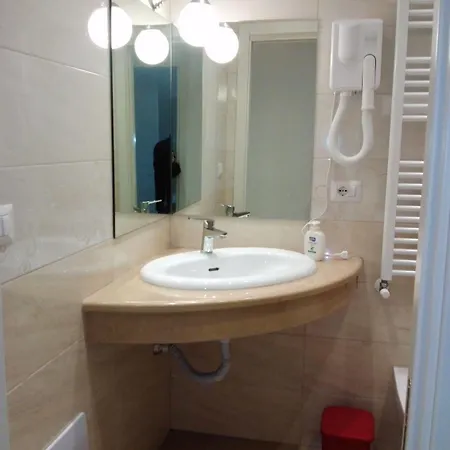 B&B Domus Aurea 3*