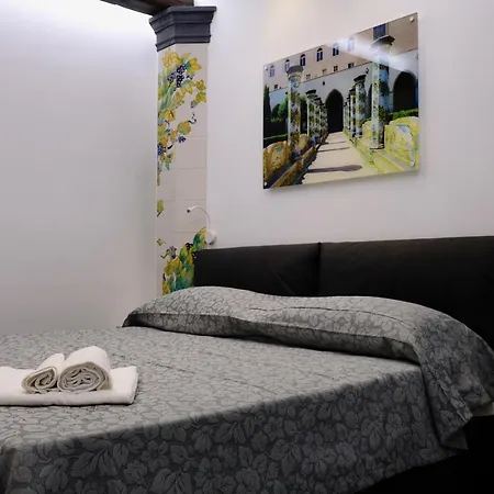 The Boutique Affittacamere Napoli