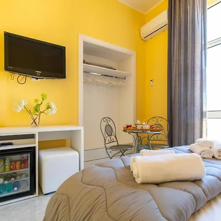 Bed & Breakfast Trianon 2*