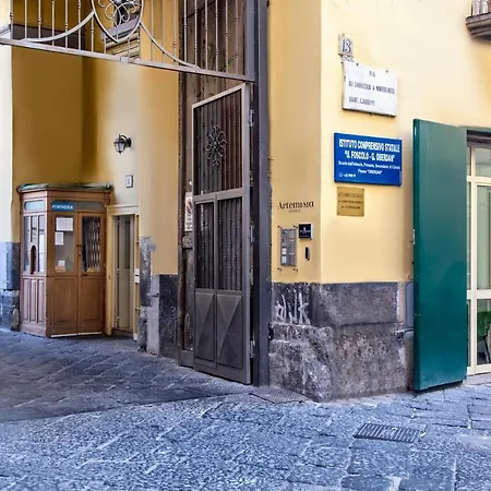 Artemisia Domus - Centro Storico Pensión