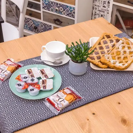 Vico Milano 18 Bed & Breakfast