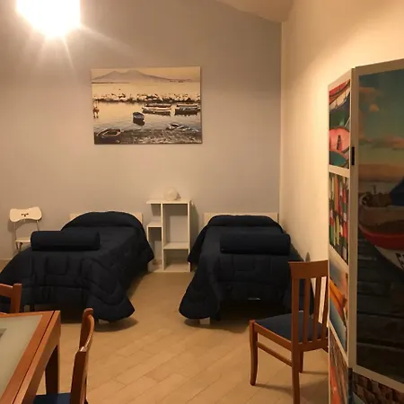 Oda ve Kahvaltı Base Mergellina Napoli