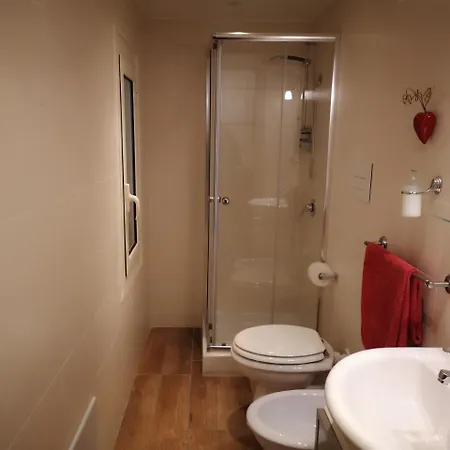 Apartment Piazza Dante 22