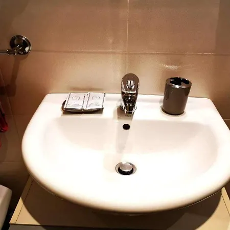 Apartment Piazza Dante 22