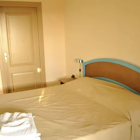 Tenuta Monte Sant'angelo Hotel *