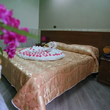 Hotel Iris