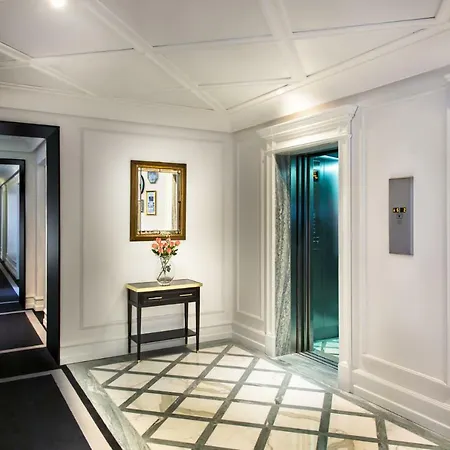 Grand Santa Lucia فندق نابولي