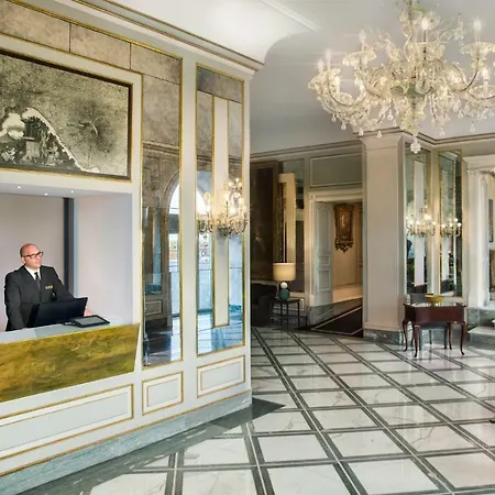 فندق Grand Santa Lucia 4*