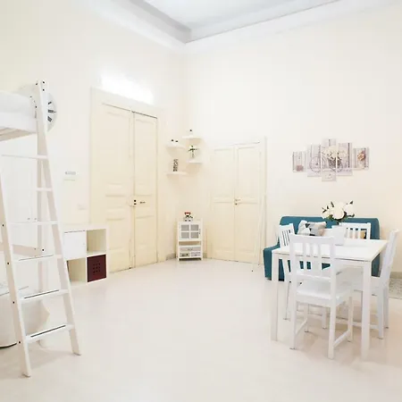 Casa Napoletana - Alighieri Naples