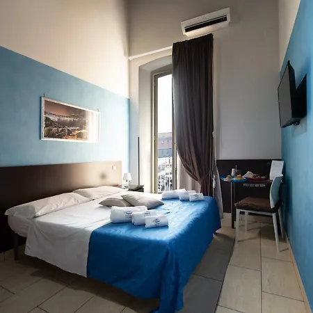 Napoli Affittacamere 2*