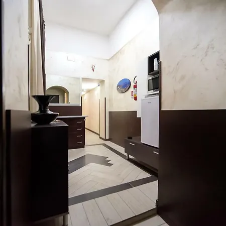 Bed & Breakfast Napoli Affittacamere 2*