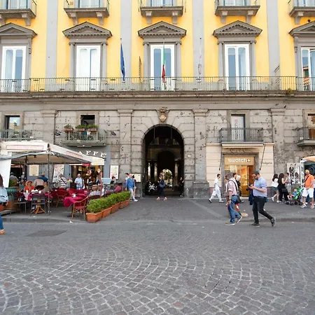 Experience 2* Naples