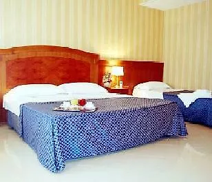 Joyfull 3* Неаполь