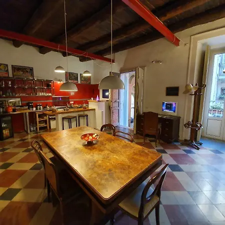 The Spanish Palace, Suites, Rooms, & Terraces Bed & Breakfast 3*