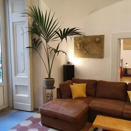 The Spanish Palace, Suites, Rooms, & Terraces Bed & Breakfast 3*