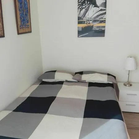Domus Sant'elmo Apartament Neapol