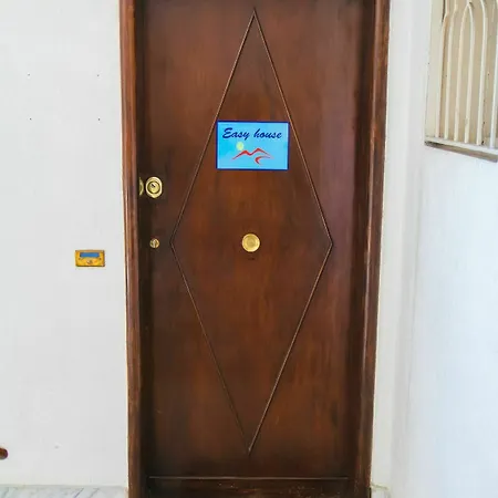 Easy House Bed & Breakfast Neapol