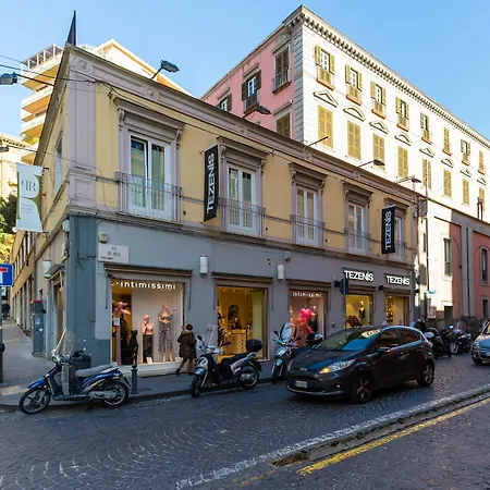 Prestige Chiaia Hotel 3*